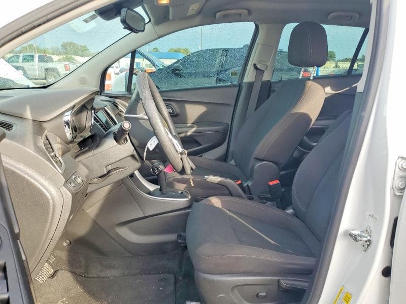 2018 CHEVROLET TRAX LS 7