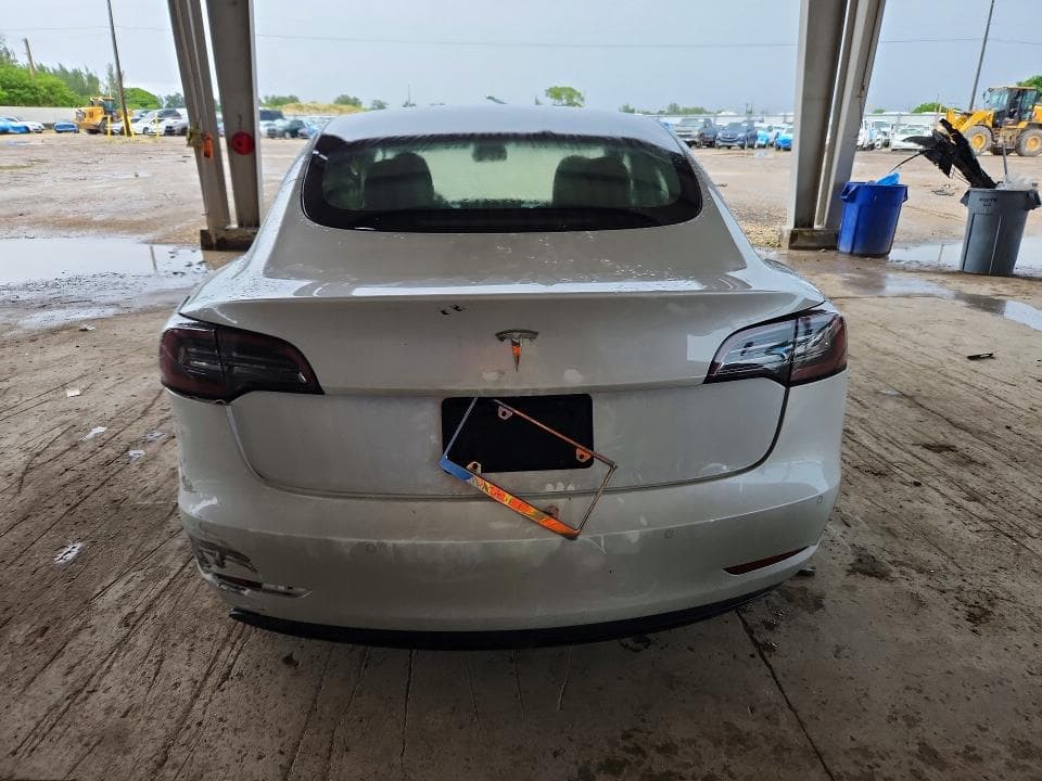 2021 TESLA MODEL 3 6