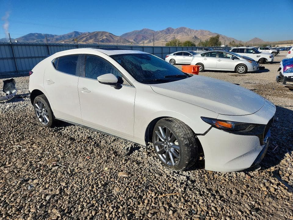 2022 MAZDA 3 PREFERRED 4