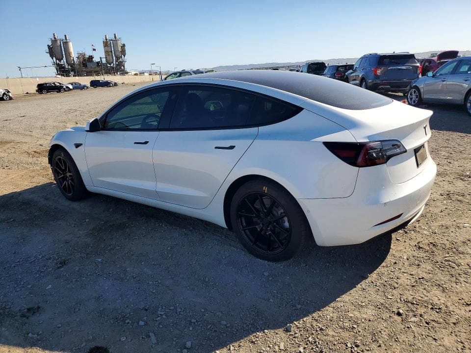 2022 TESLA MODEL 3 2