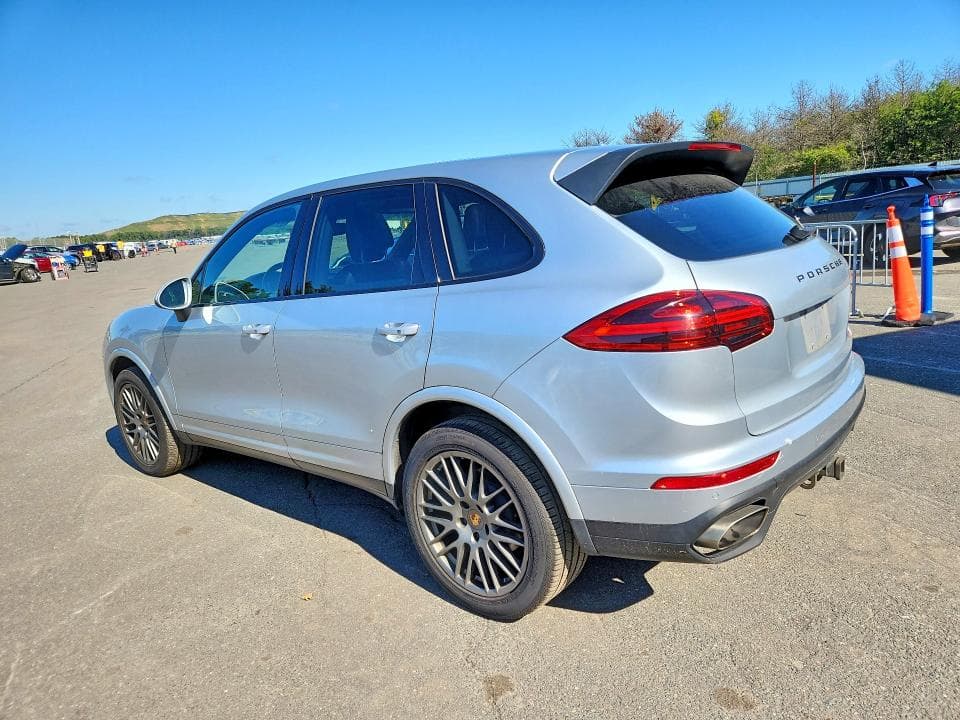 2018 PORSCHE CAYENNE 2