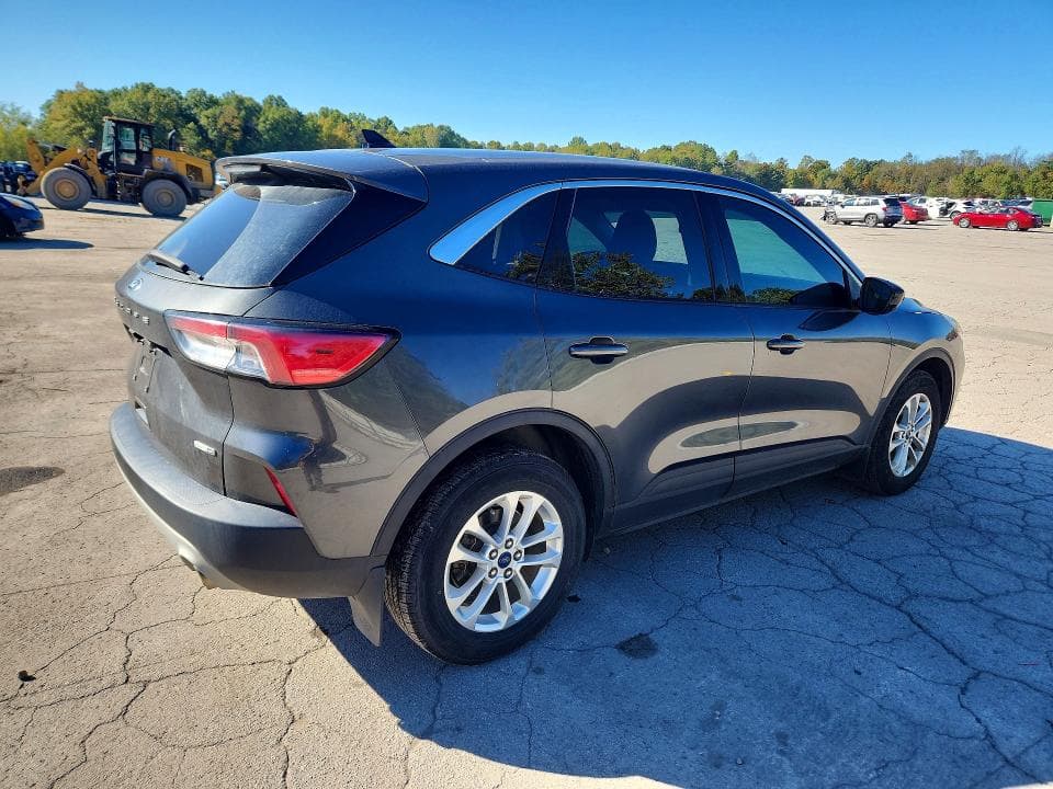 2020 FORD ESCAPE SE 3
