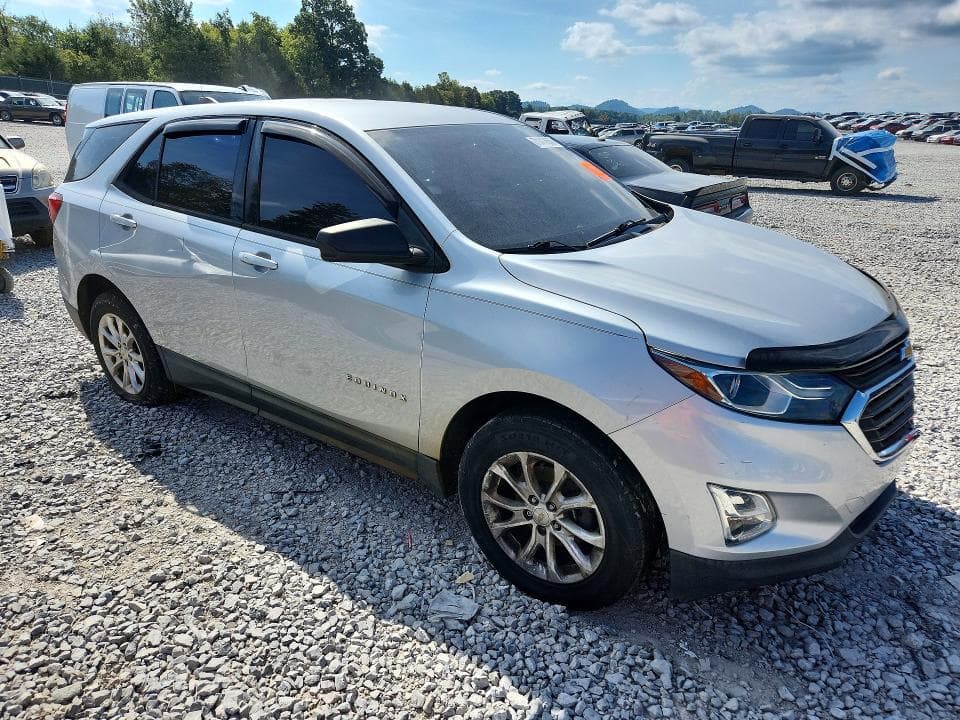 2018 CHEVROLET EQUINOX LS 4