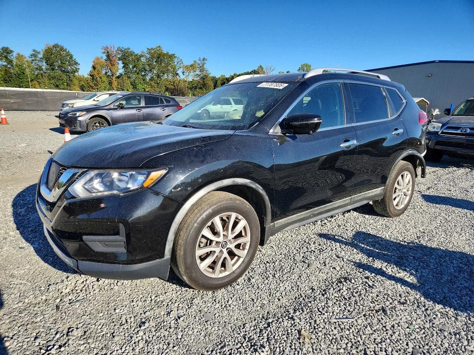 2017 NISSAN ROGUE SV