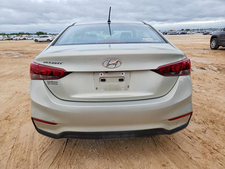 2018 HYUNDAI ACCENT SE 6