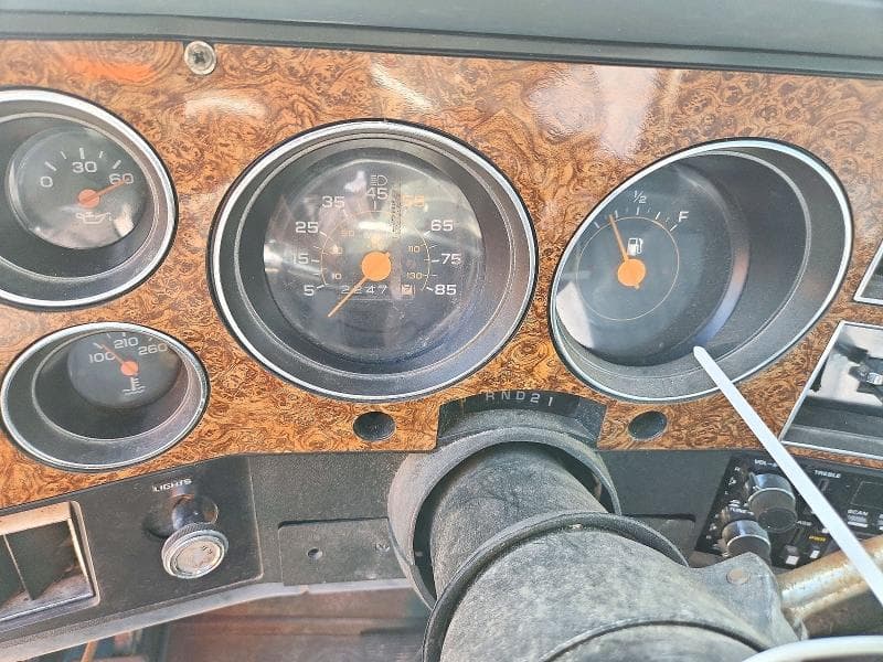 1985 CHEVROLET C10 9