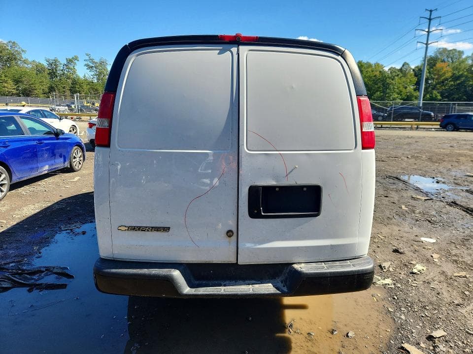 2017 CHEVROLET EXPRESS G3500 6