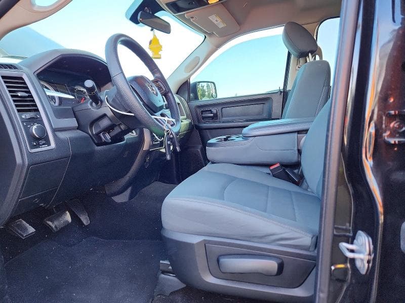 2017 RAM 1500 ST 7