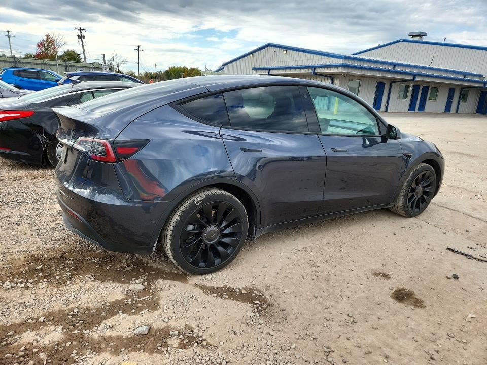 2022 TESLA MODEL Y 3