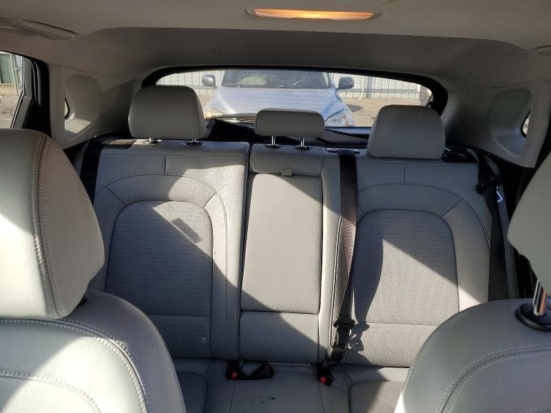 2020 HYUNDAI KONA 10