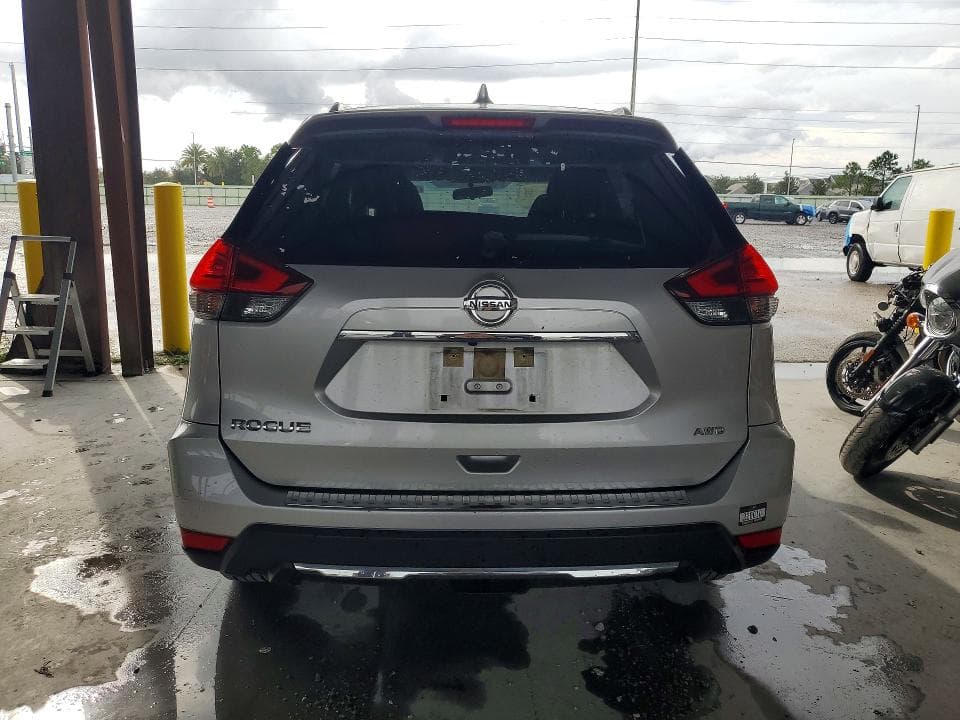 2017 NISSAN ROGUE S 6