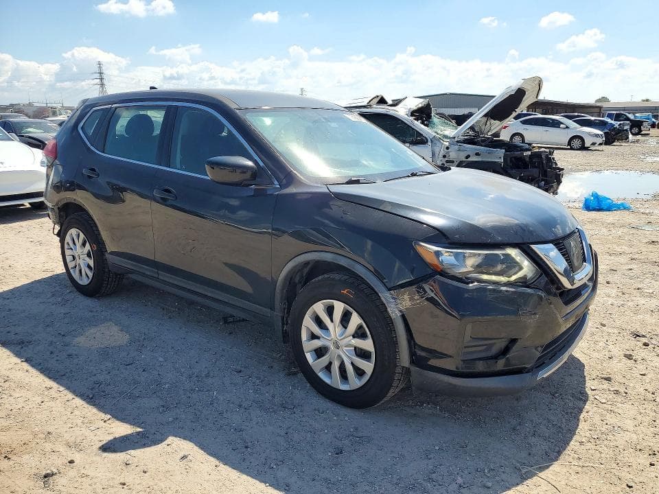 2017 NISSAN ROGUE S 4