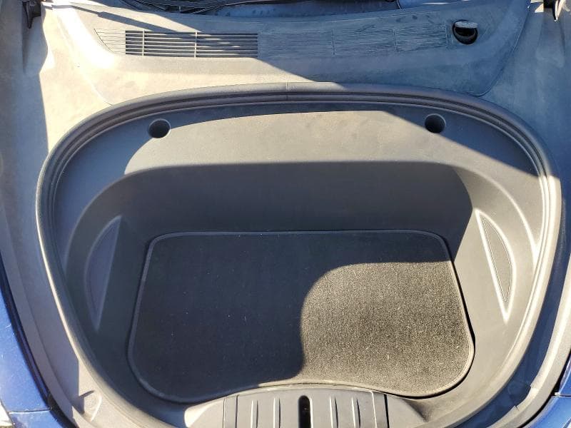 2018 TESLA MODEL 3 11
