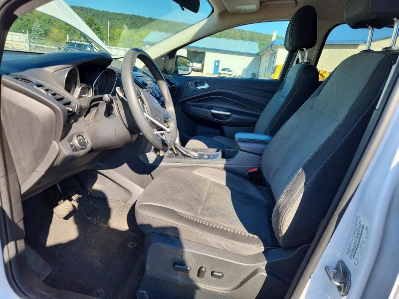 2017 FORD ESCAPE SE 7