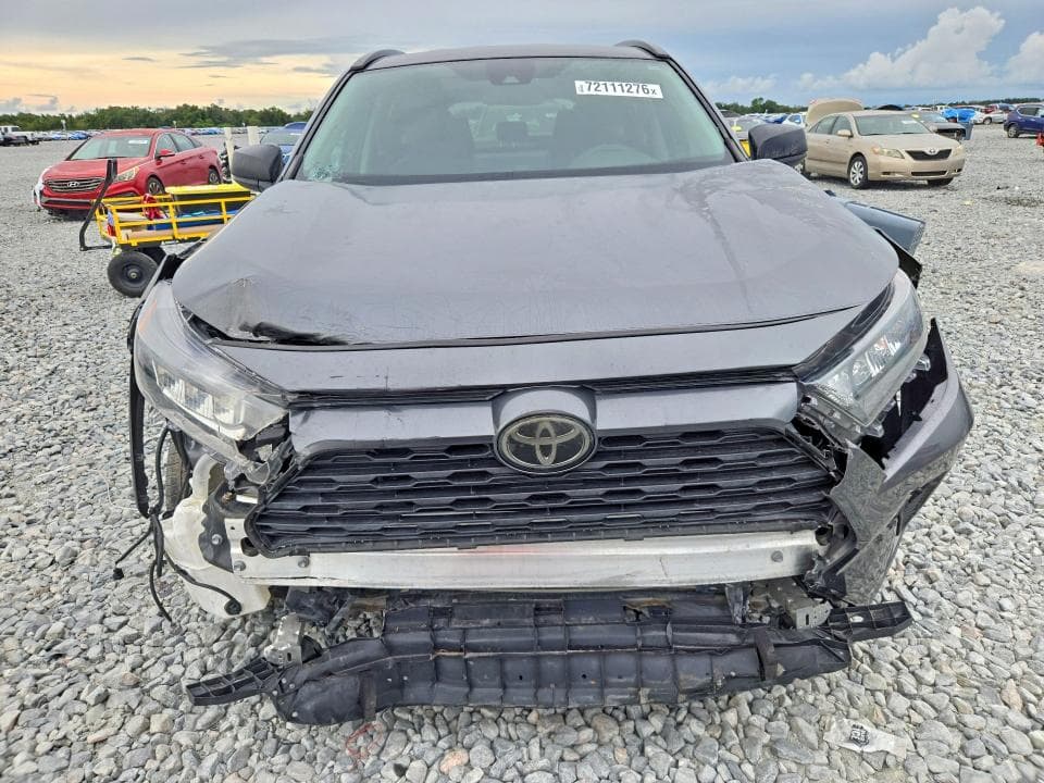 2019 TOYOTA RAV4 LE 5