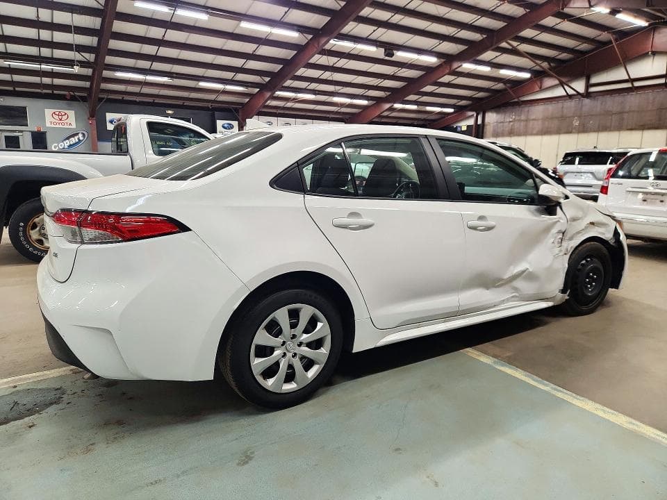2026 TOYOTA COROLLA LE 3