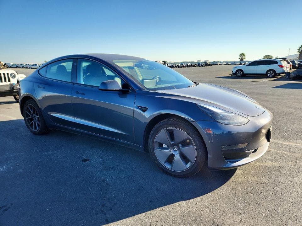 2023 TESLA MODEL 3 4