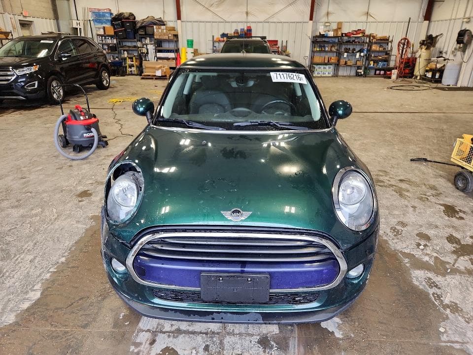 2018 MINI COOPER 5