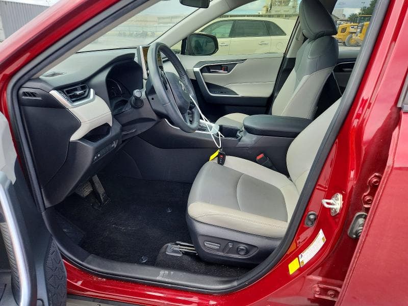 2023 TOYOTA RAV4 XLE PREMIUM 7
