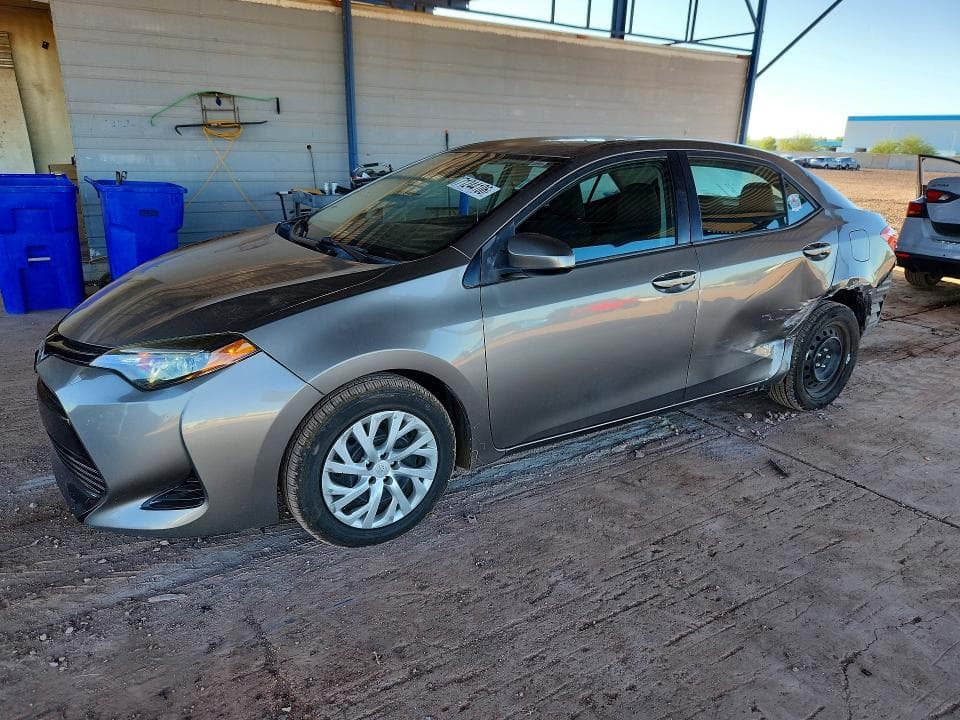 2018 TOYOTA COROLLA LE - 1