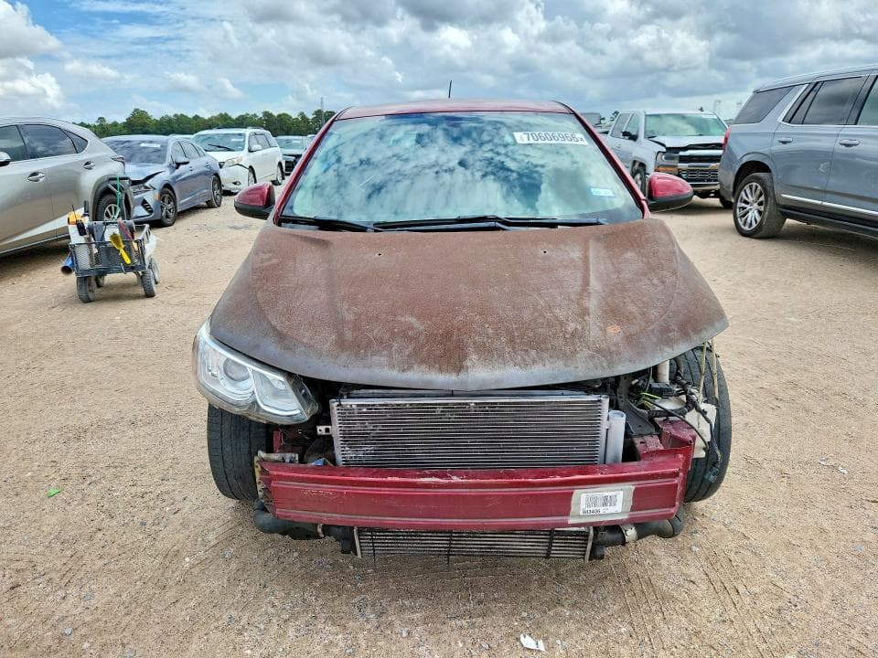 2019 CHEVROLET SONIC LT 5