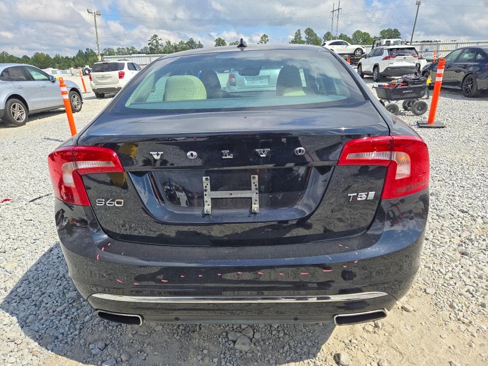 2017 VOLVO S60 PREMIER 6