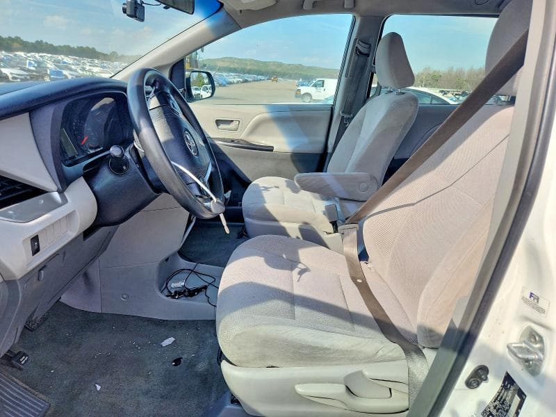 2017 TOYOTA SIENNA L 7-PASSENGER 7