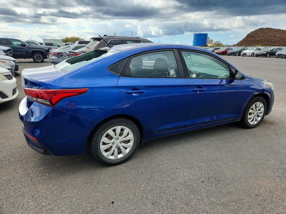 2020 HYUNDAI ACCENT SE 3