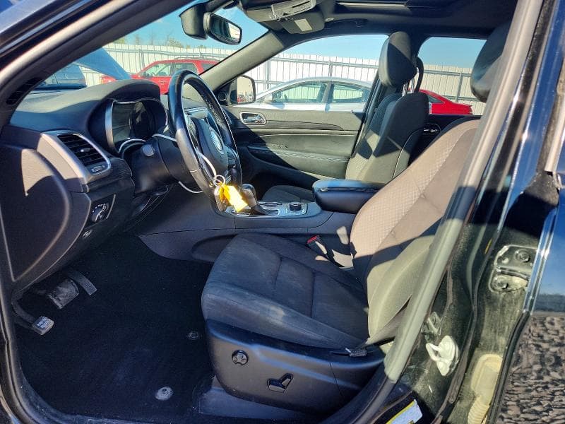 2020 JEEP GRAND CHEROKEE LAREDO 7