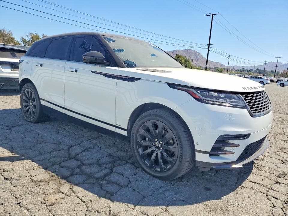 2018 LAND ROVER RANGE ROVER VELAR R-DYNAMIC SE 4