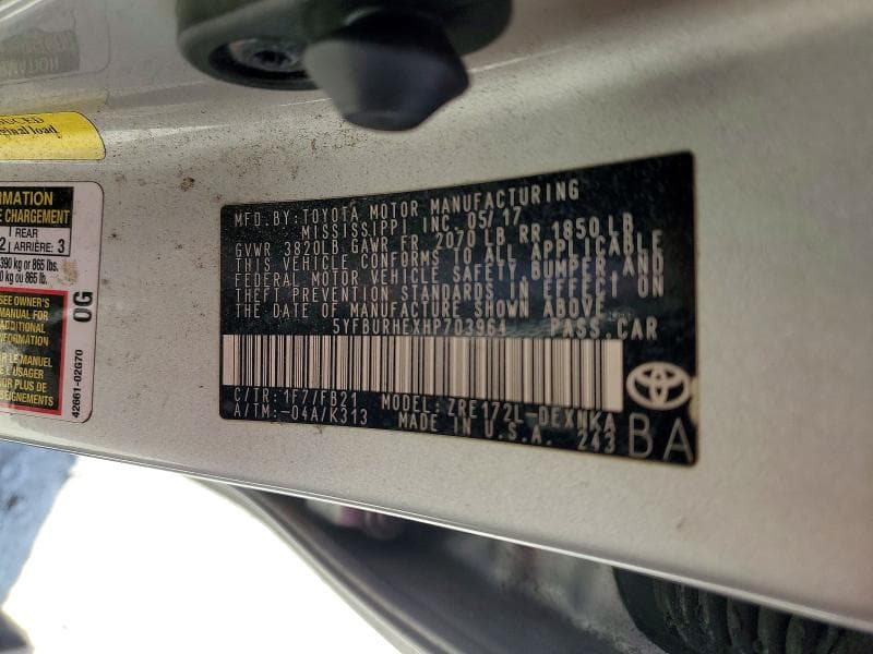 2017 TOYOTA COROLLA LE 12