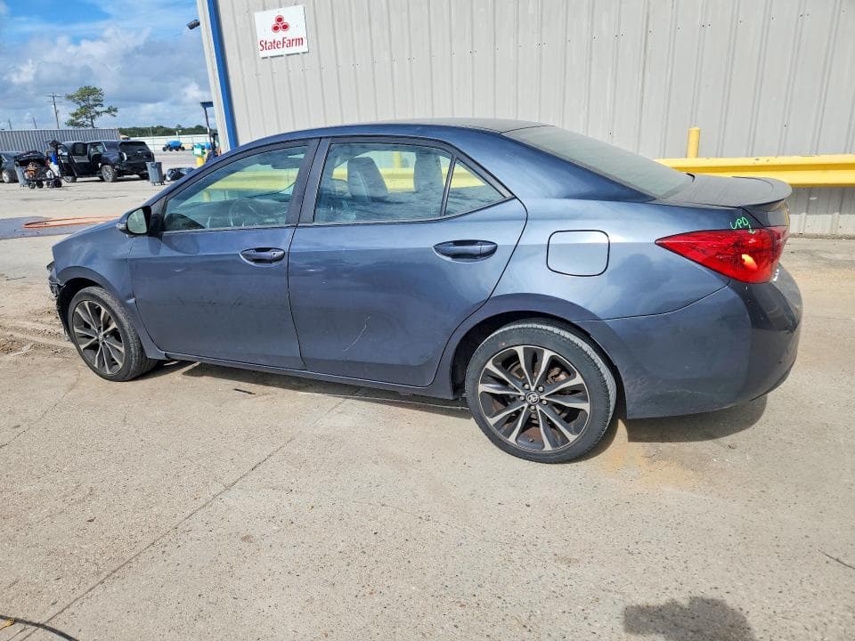 2019 TOYOTA COROLLA SE 2