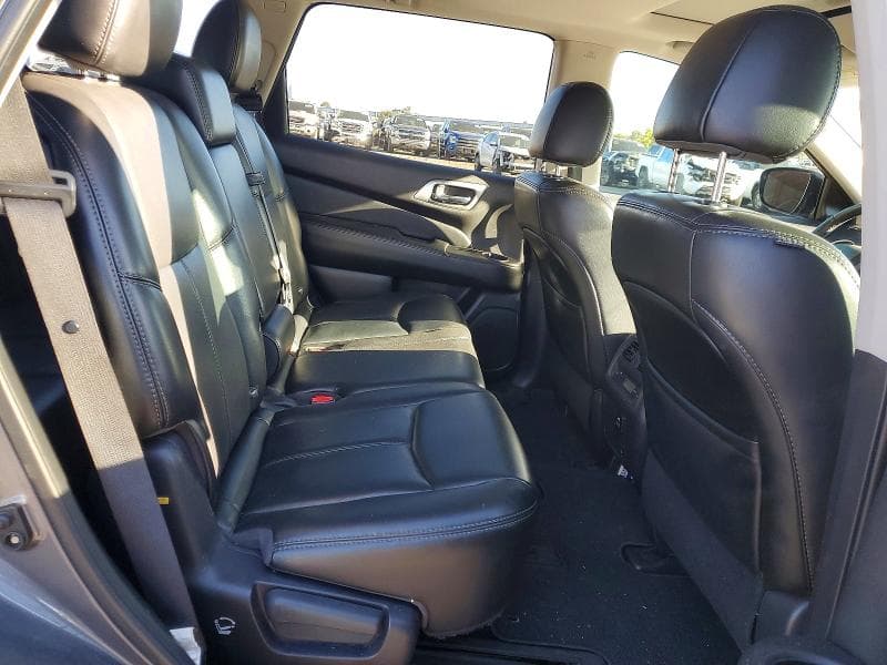 2017 NISSAN PATHFINDER SL 11