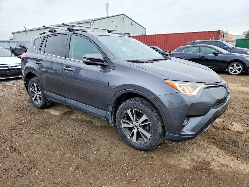 2018 TOYOTA RAV4 XLE 4