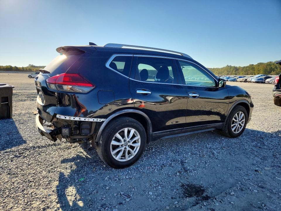 2017 NISSAN ROGUE SV 3