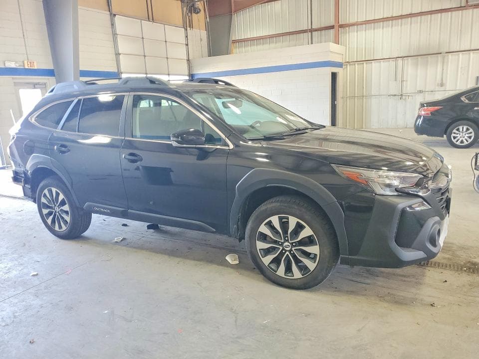 2025 SUBARU OUTBACK LIMITED 4