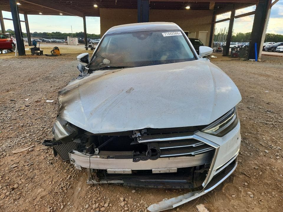 2021 AUDI A8 L 5
