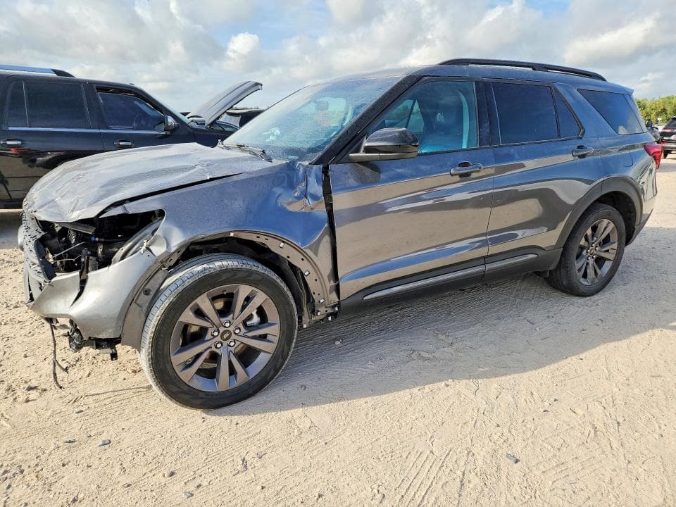 2024 FORD EXPLORER XLT - 1