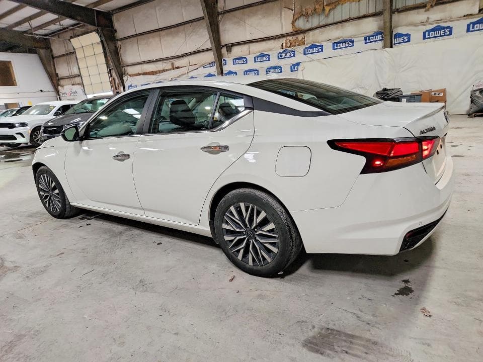 2025 NISSAN ALTIMA SV 2