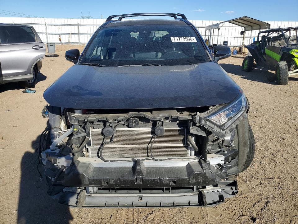 2019 TOYOTA RAV4 XSE 5