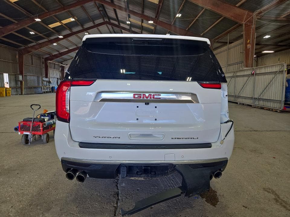 2022 GMC YUKON DENALI 6