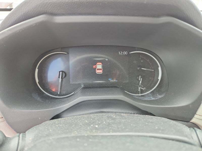2023 TOYOTA RAV4 XLE PREMIUM 9