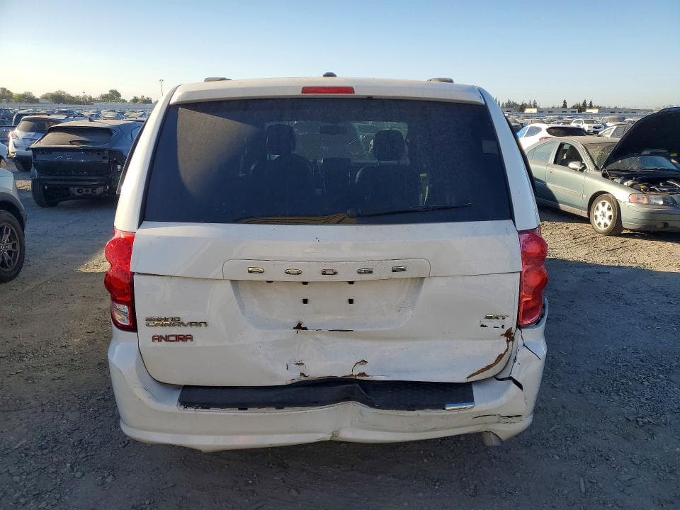 2017 DODGE GRAND CARAVAN SXT 6