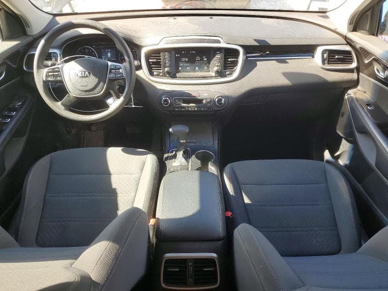2019 KIA SORENTO LX V6 8