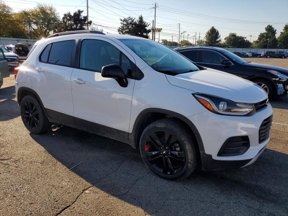 2020 CHEVROLET TRAX 1LT 4