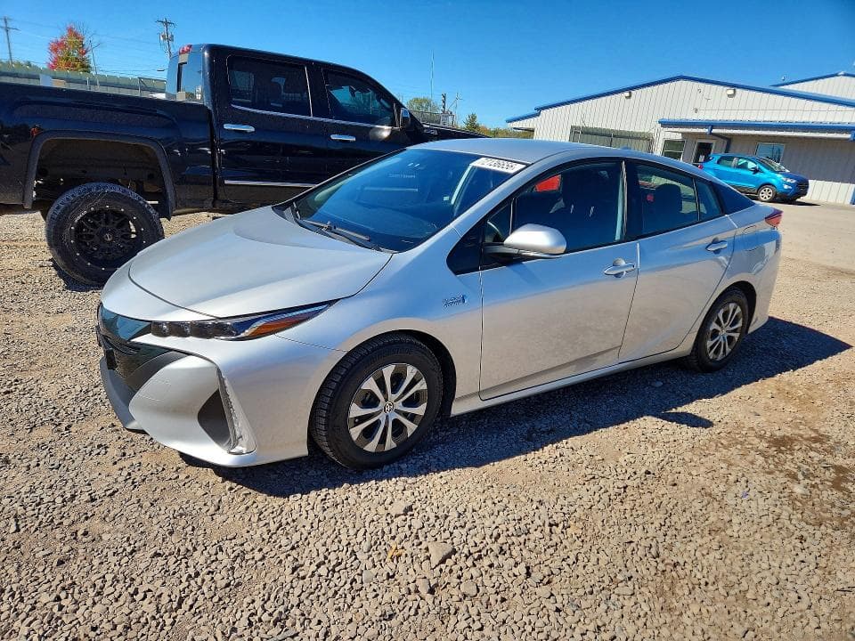 2022 TOYOTA PRIUS PRIME LE
