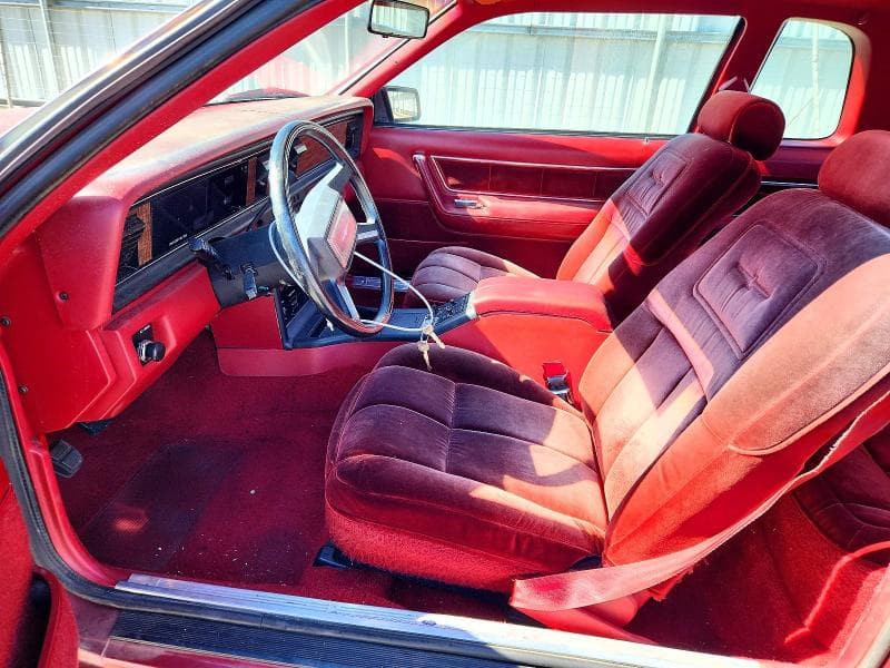 1983 FORD THUNDERBIRD 7