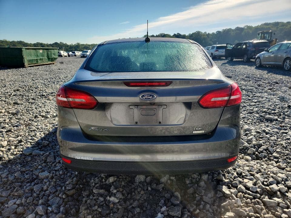2018 FORD FOCUS SE 6