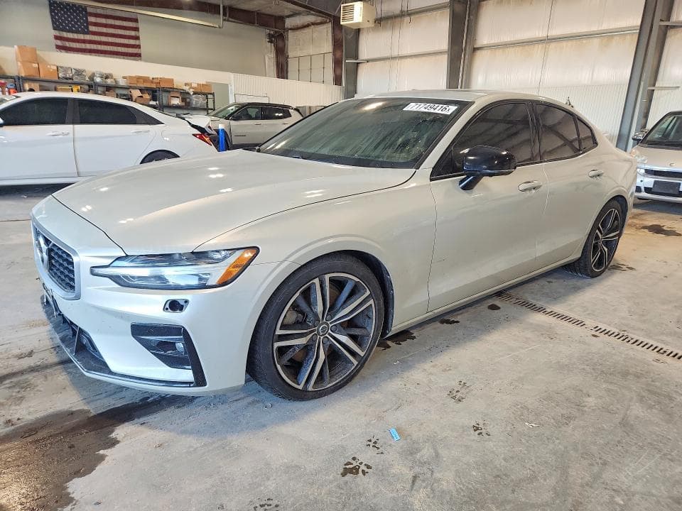 2019 VOLVO S60 T6 R-DESIGN