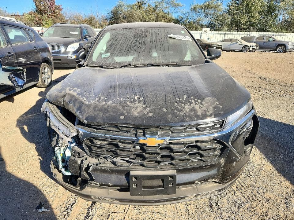 2025 CHEVROLET TRAX LS 5